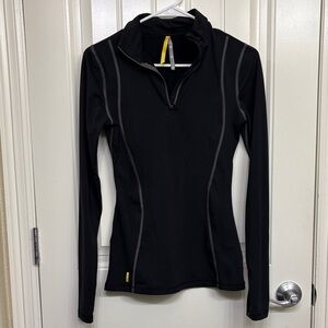 Lole Black Long Sleeve 1/4 zip Women's Pullover
